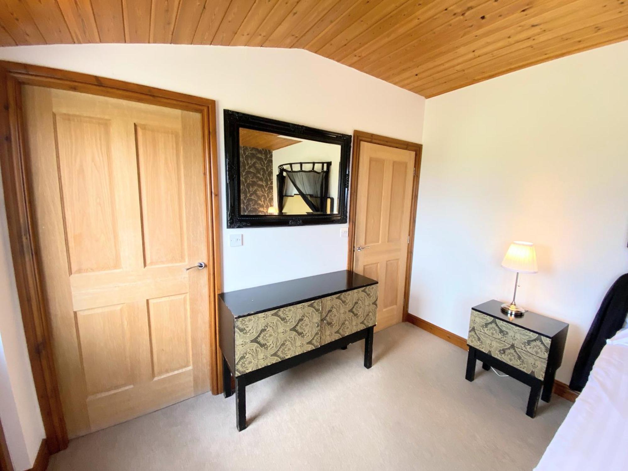Villa Torridon 12 With Private Hot Tub - Fife - Loch Leven - Lomond Hills à Kelty Extérieur photo